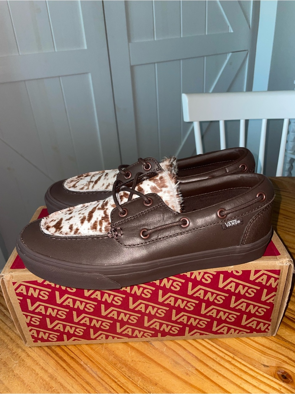 Vans 2 Eyelet Boat Shoe Pony Hair Dark Brown VN000Z96DRB Sz M 7.5/W 9 NWB - Picture 4 of 9